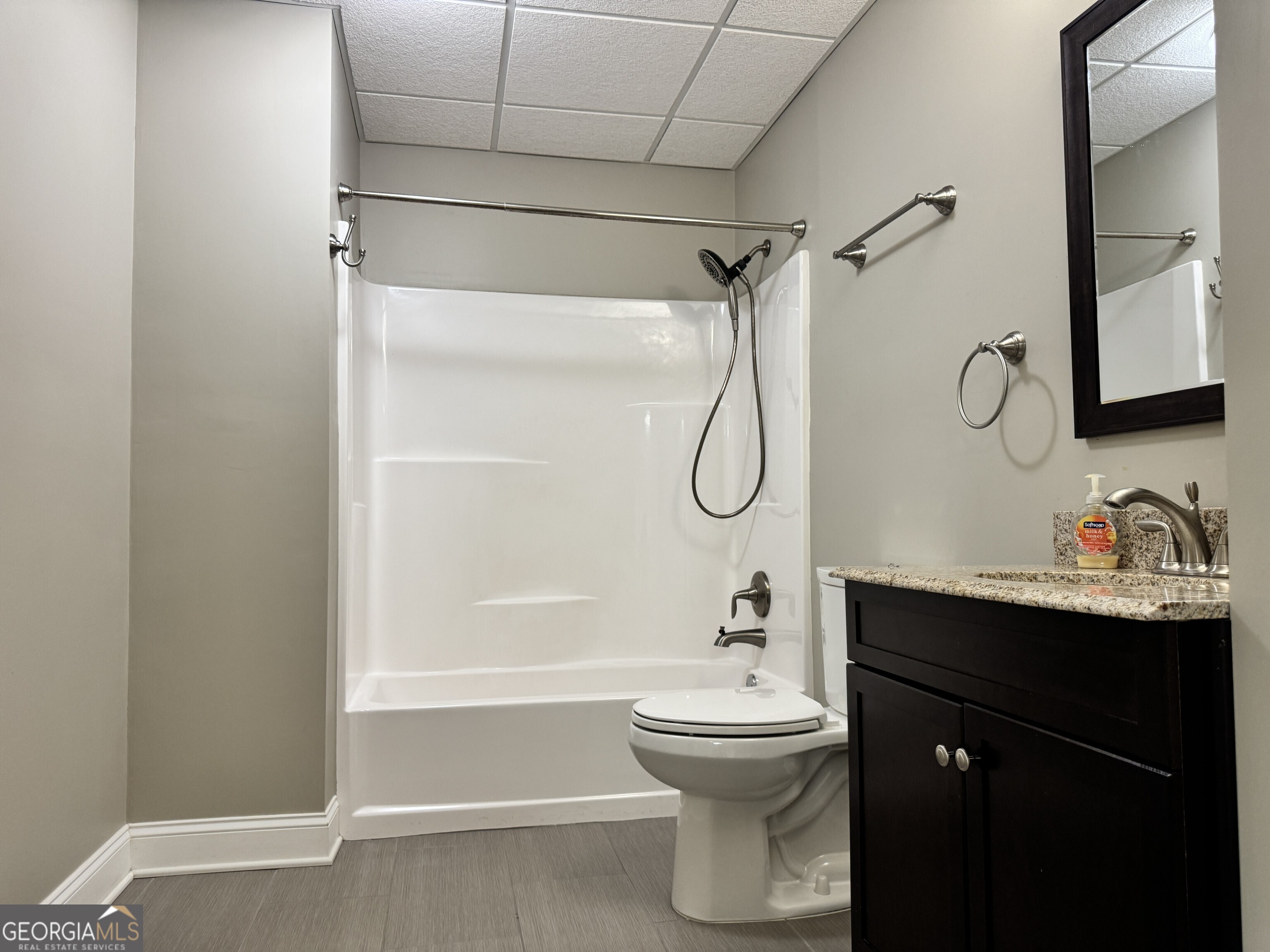 569 Sawnee Corners Drive Property Photo 30