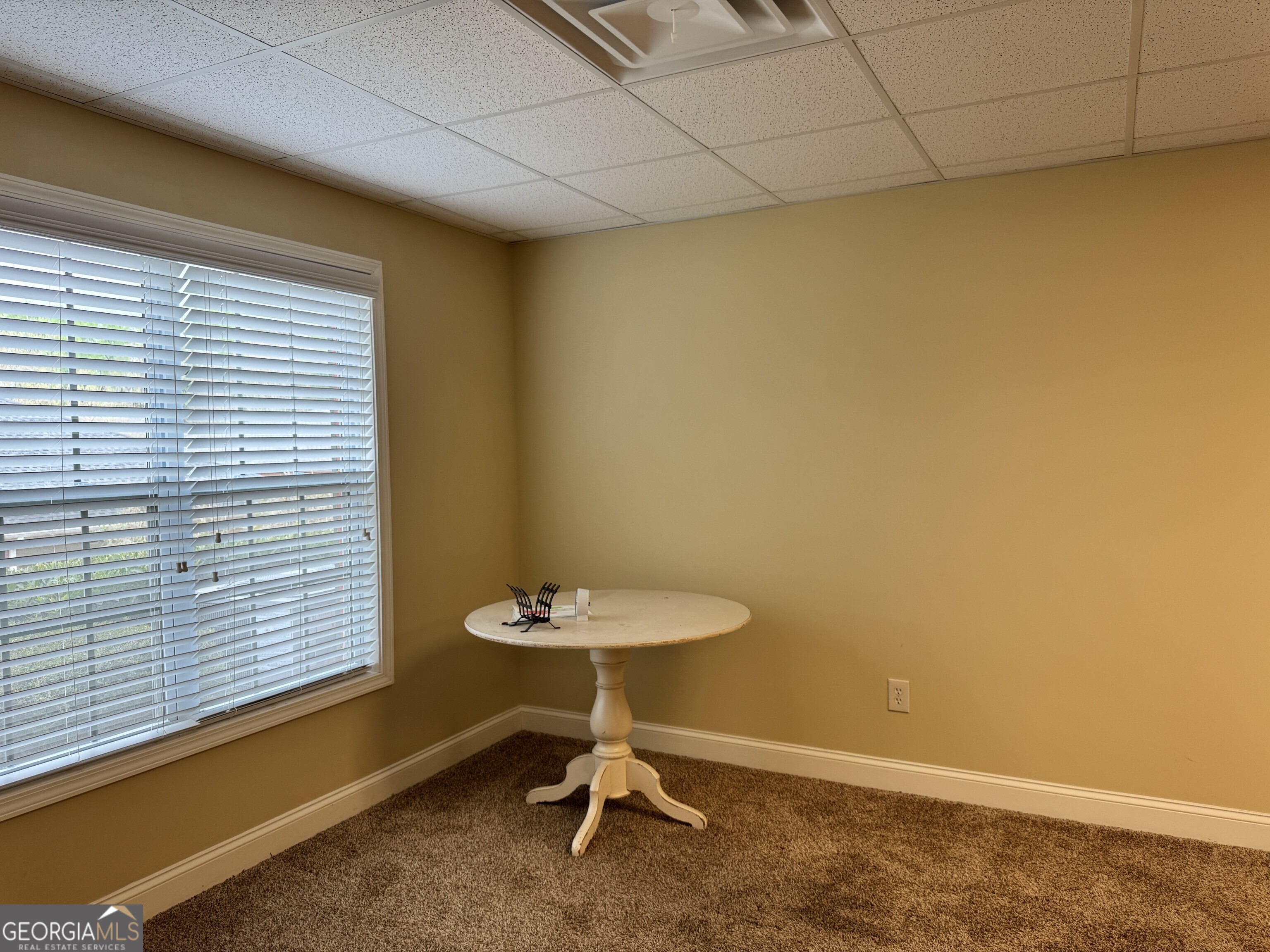 569 Sawnee Corners Drive Property Photo 32