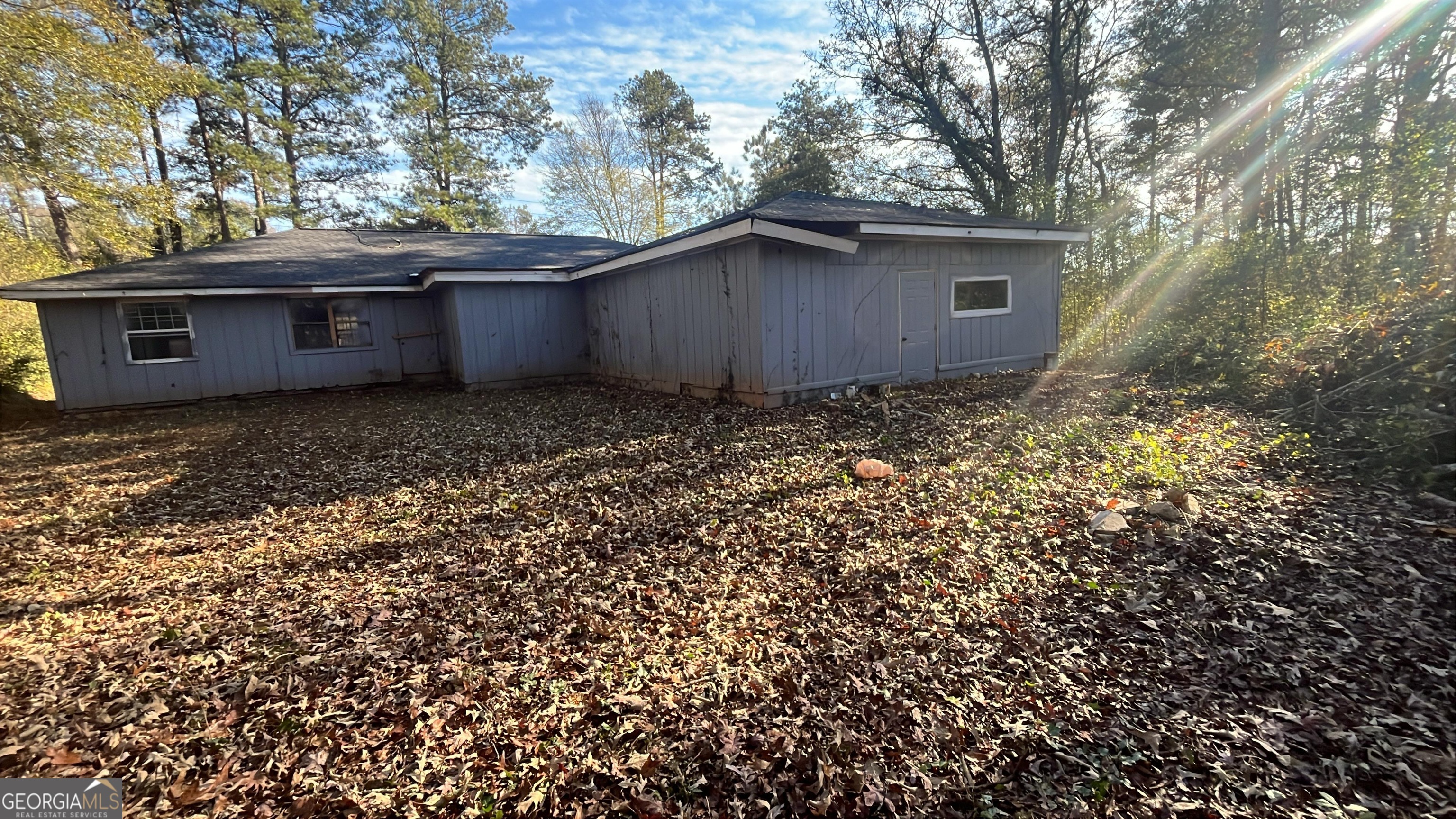 1653 Highway 138 E Property Photo 1