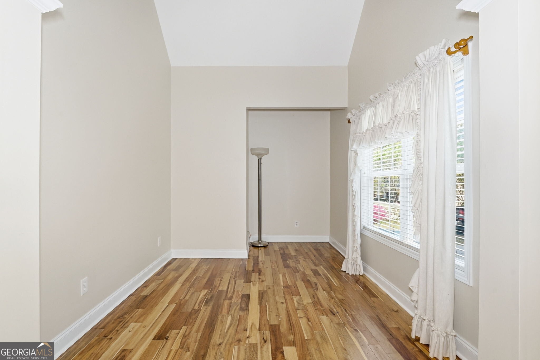 404 Vineyard Drive Property Photo 34
