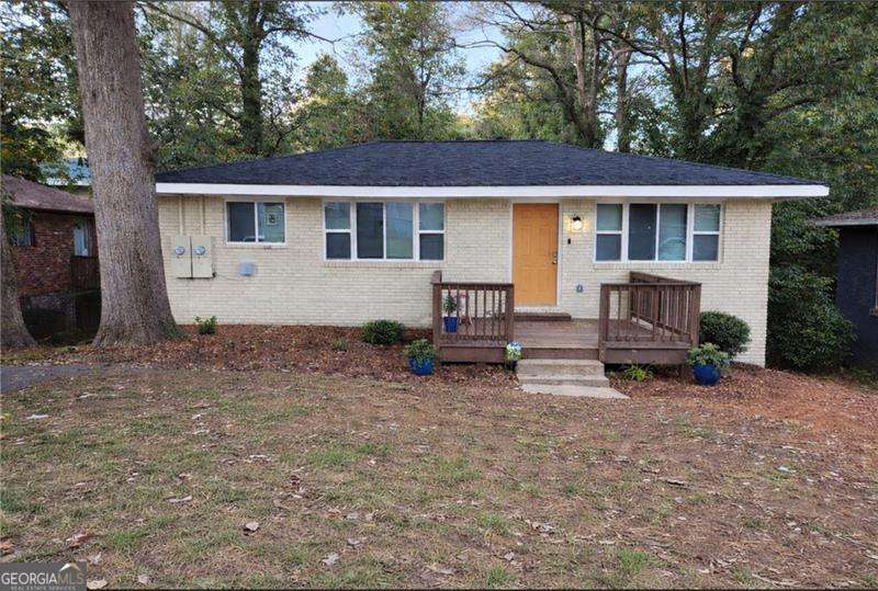 1341 Pine Avenue Property Photo 1