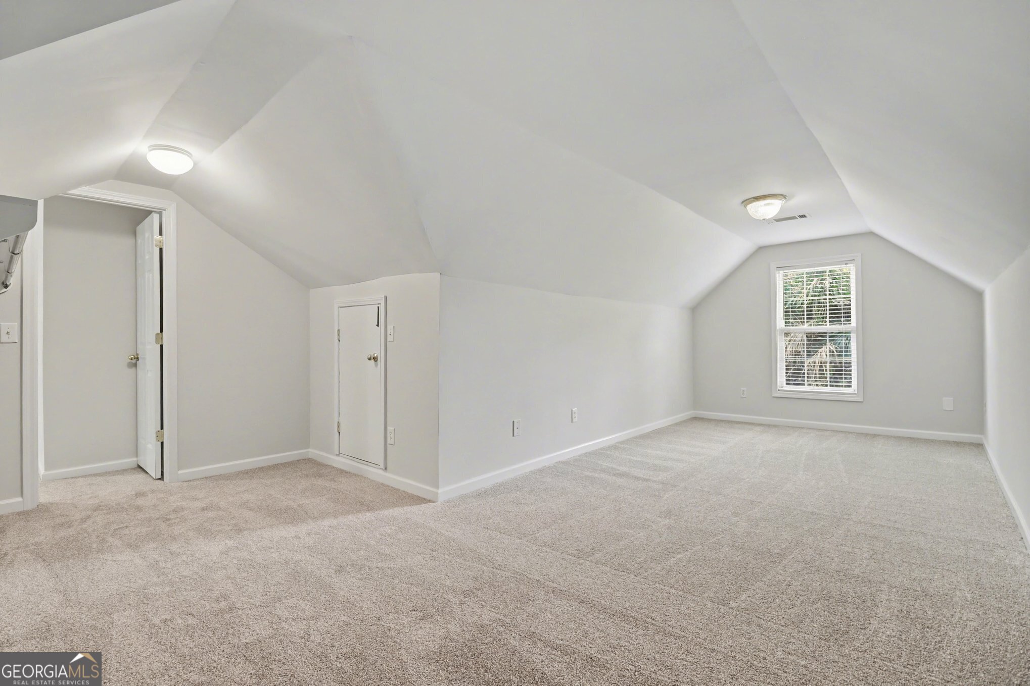 3055 Heatherstone Drive Property Photo 22