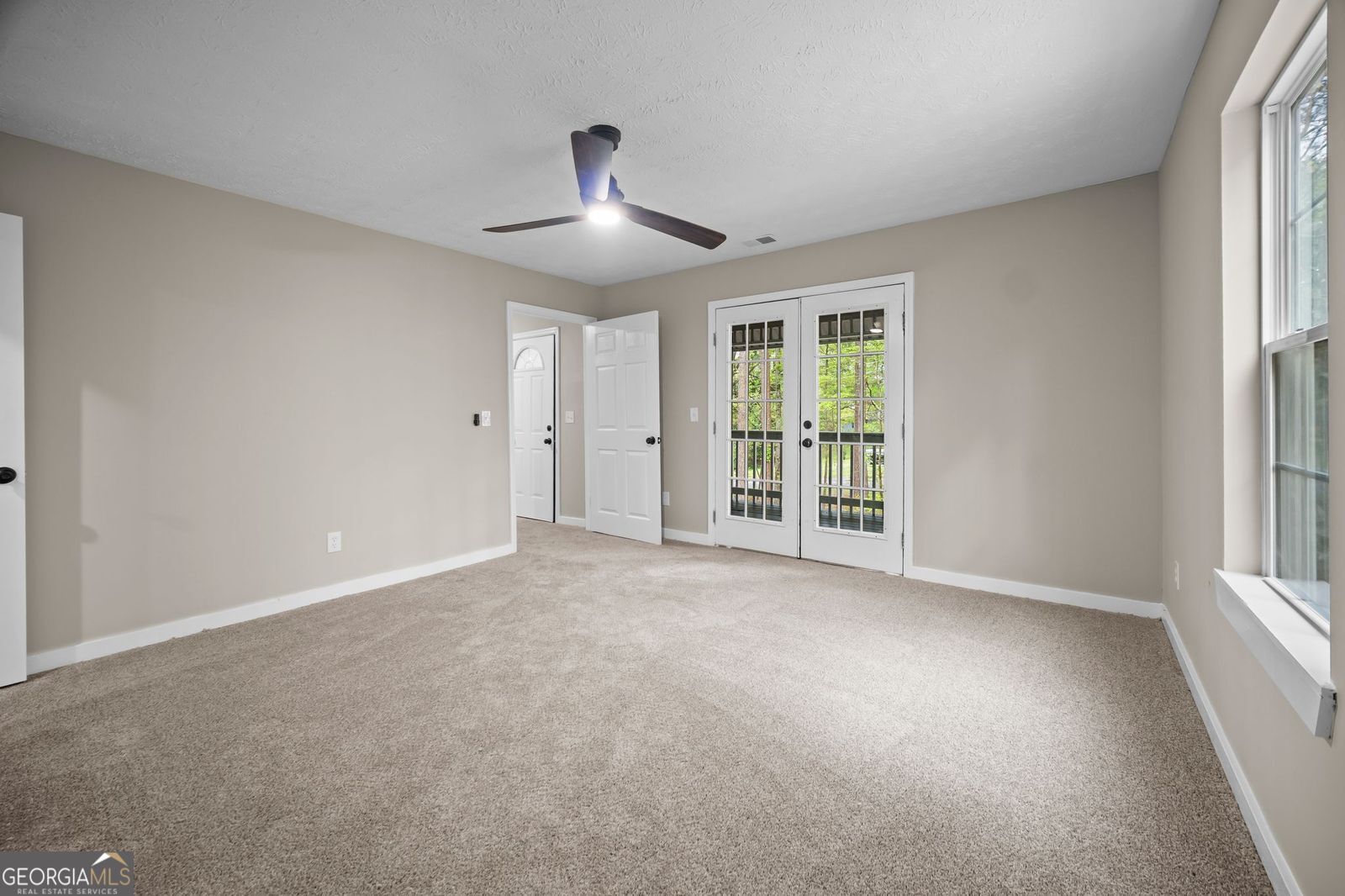 9780 Dixon Industrial Boulevard Property Photo 18