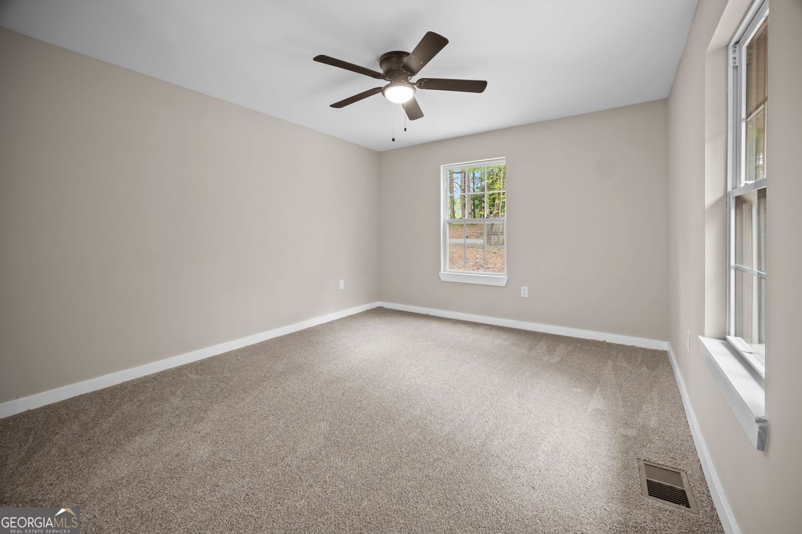 9780 Dixon Industrial Boulevard Property Photo 26
