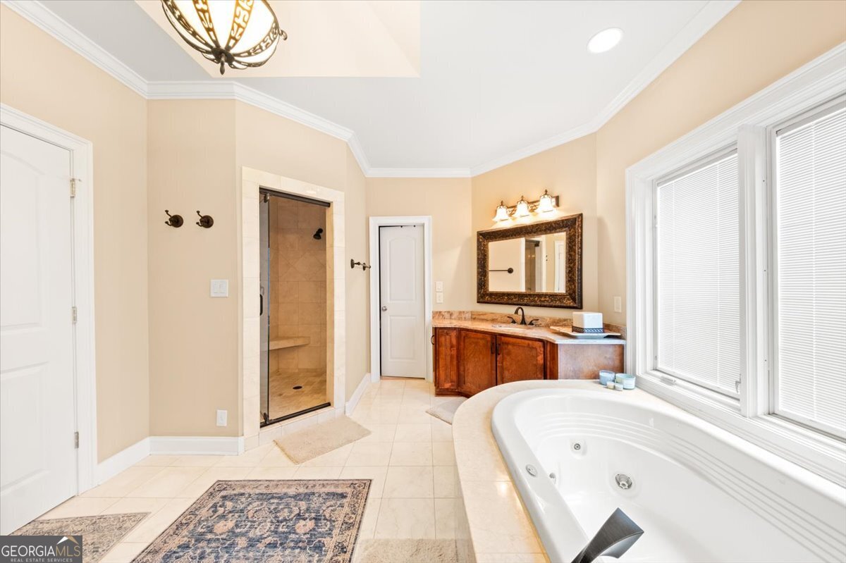 727 Latrobe Way Property Photo 34