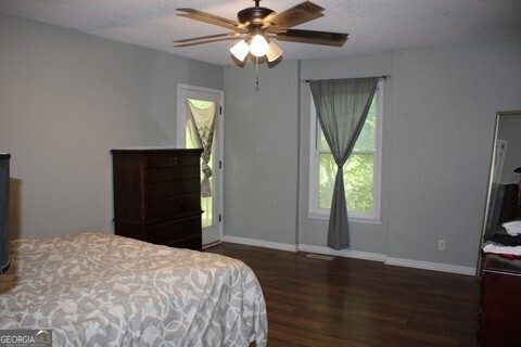 302 James Place Property Photo 8