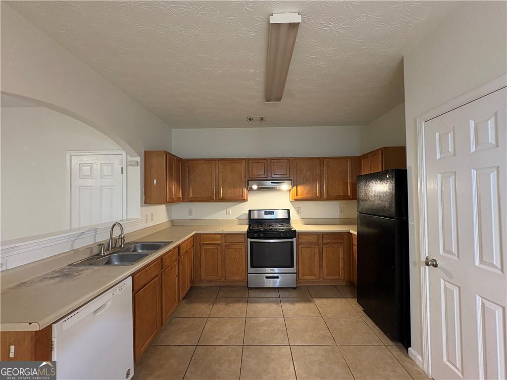 2485 Emma Way Property Photo 4