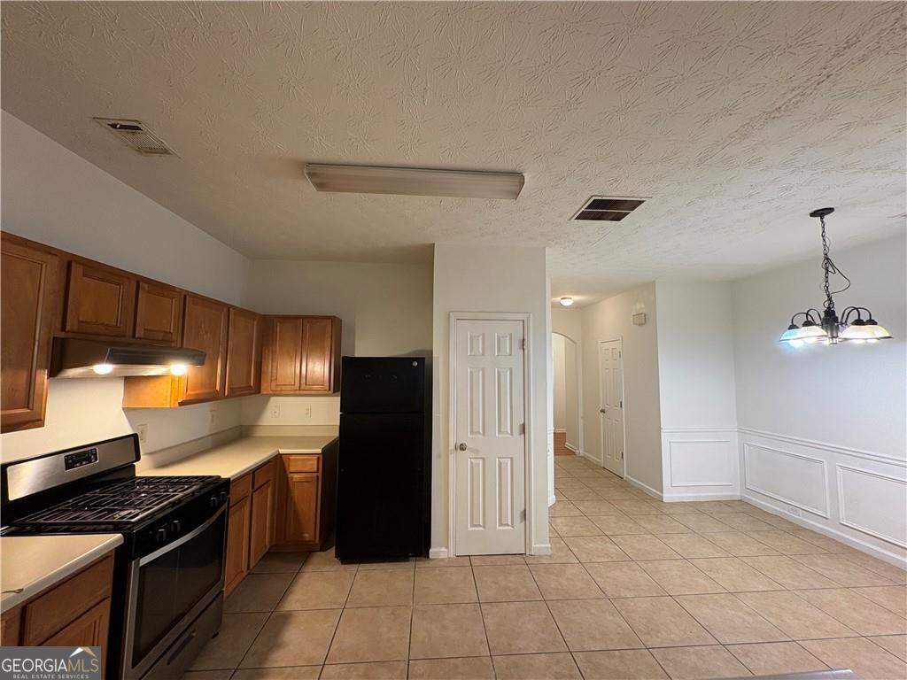 2485 Emma Way Property Photo 6