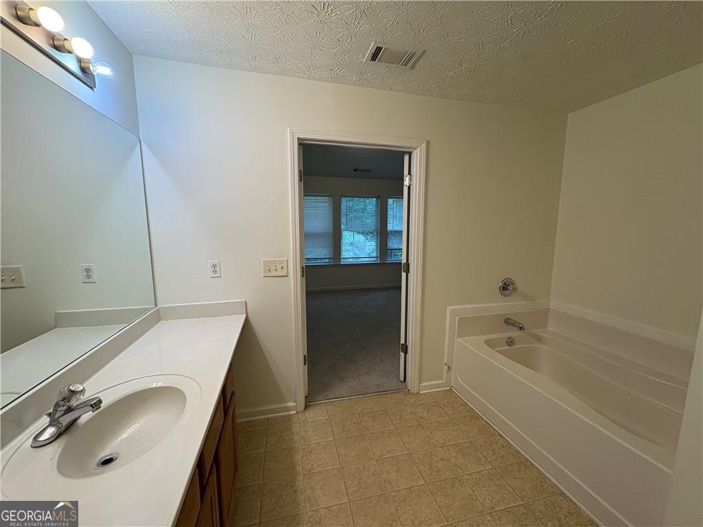 2485 Emma Way Property Photo 12