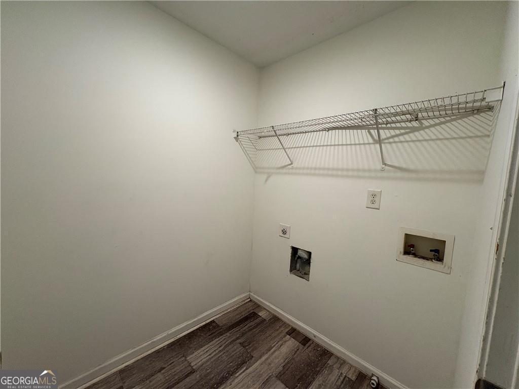 2485 Emma Way Property Photo 15