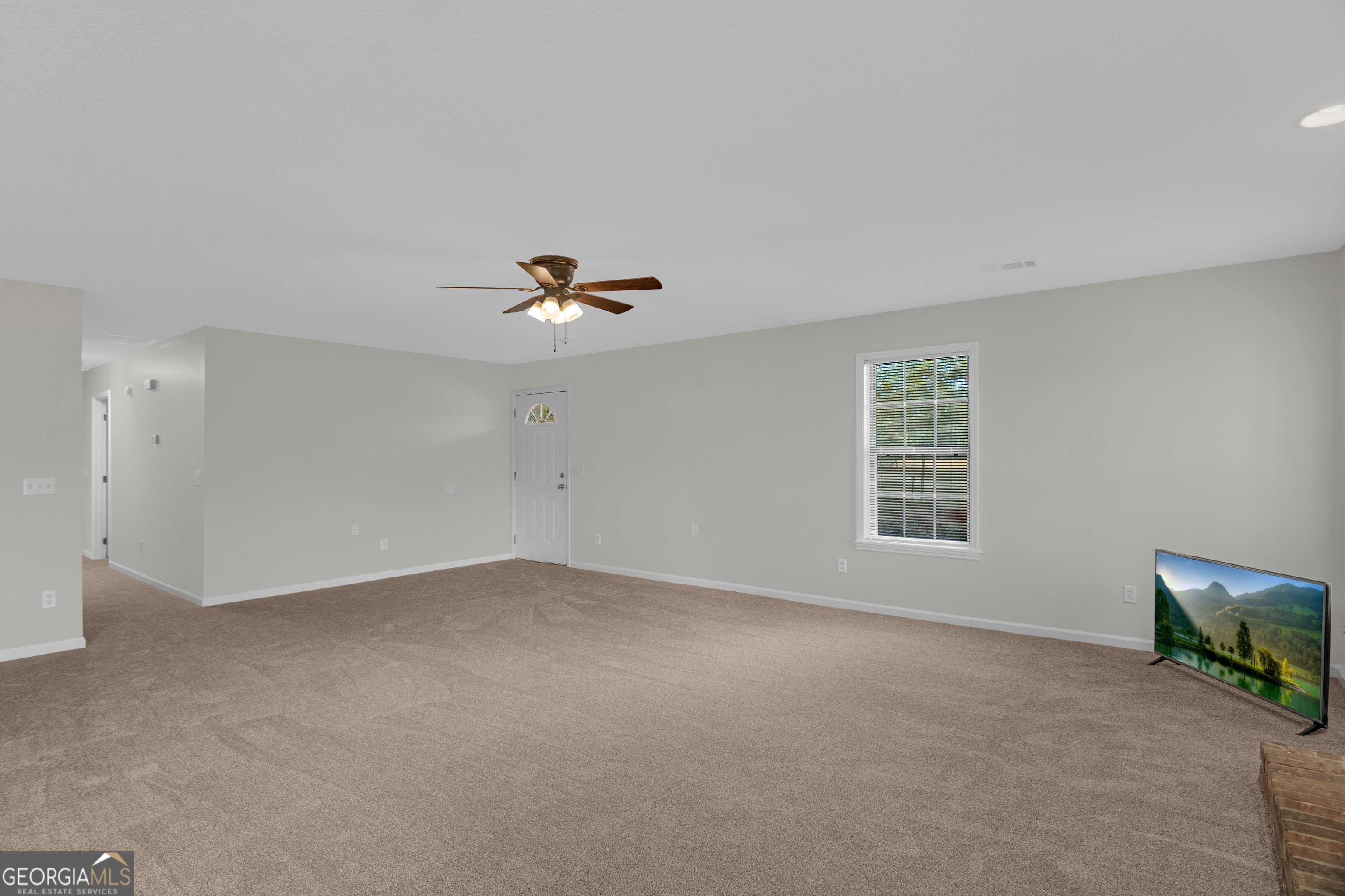 52 Northgate Lane Property Photo 4