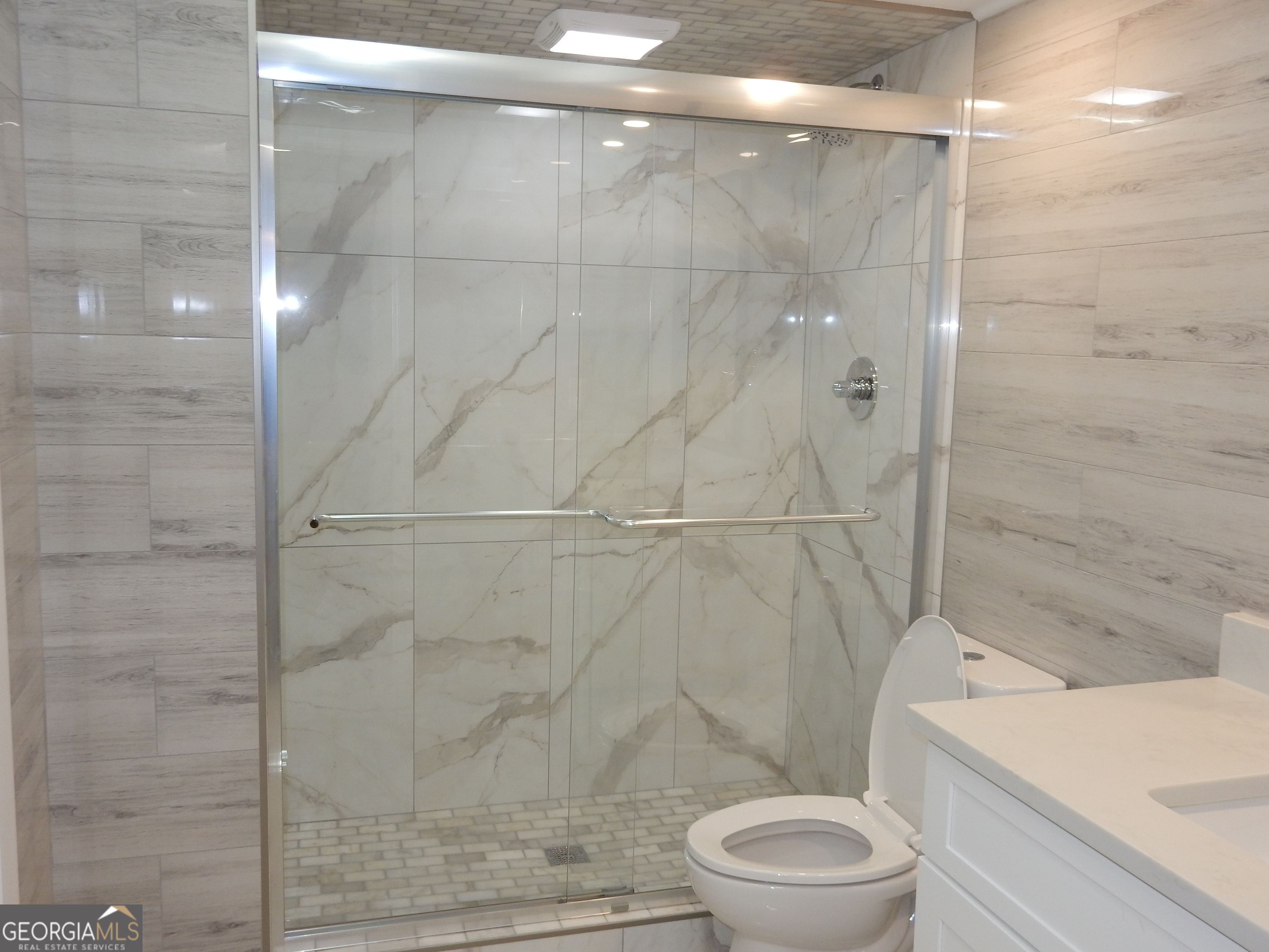 3083 Colonial Way Property Photo 10