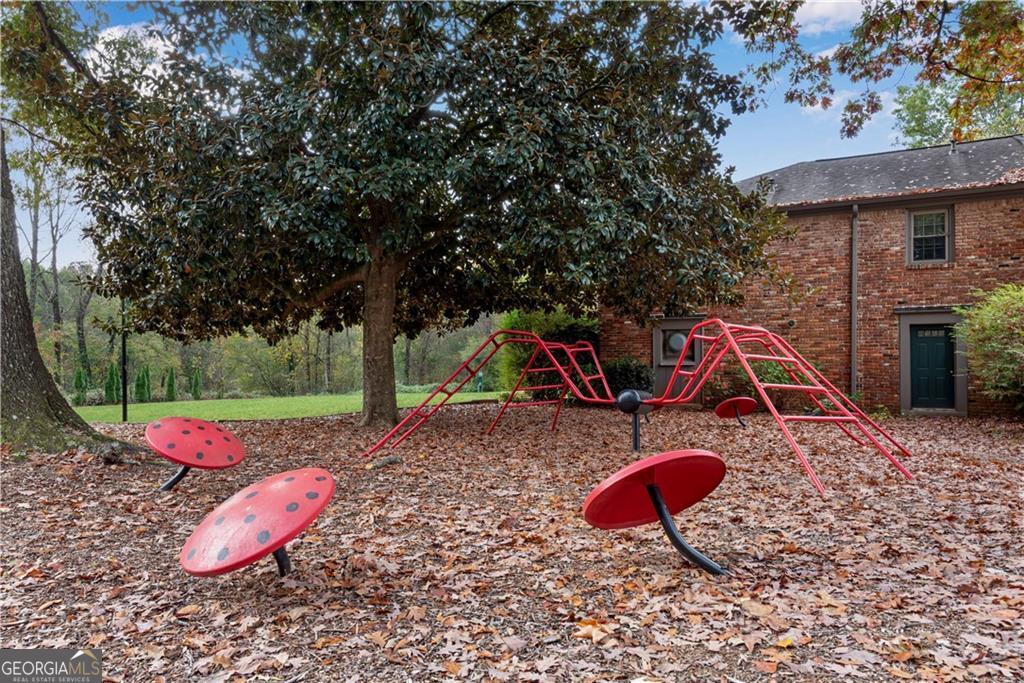 3083 Colonial Way Property Photo 19