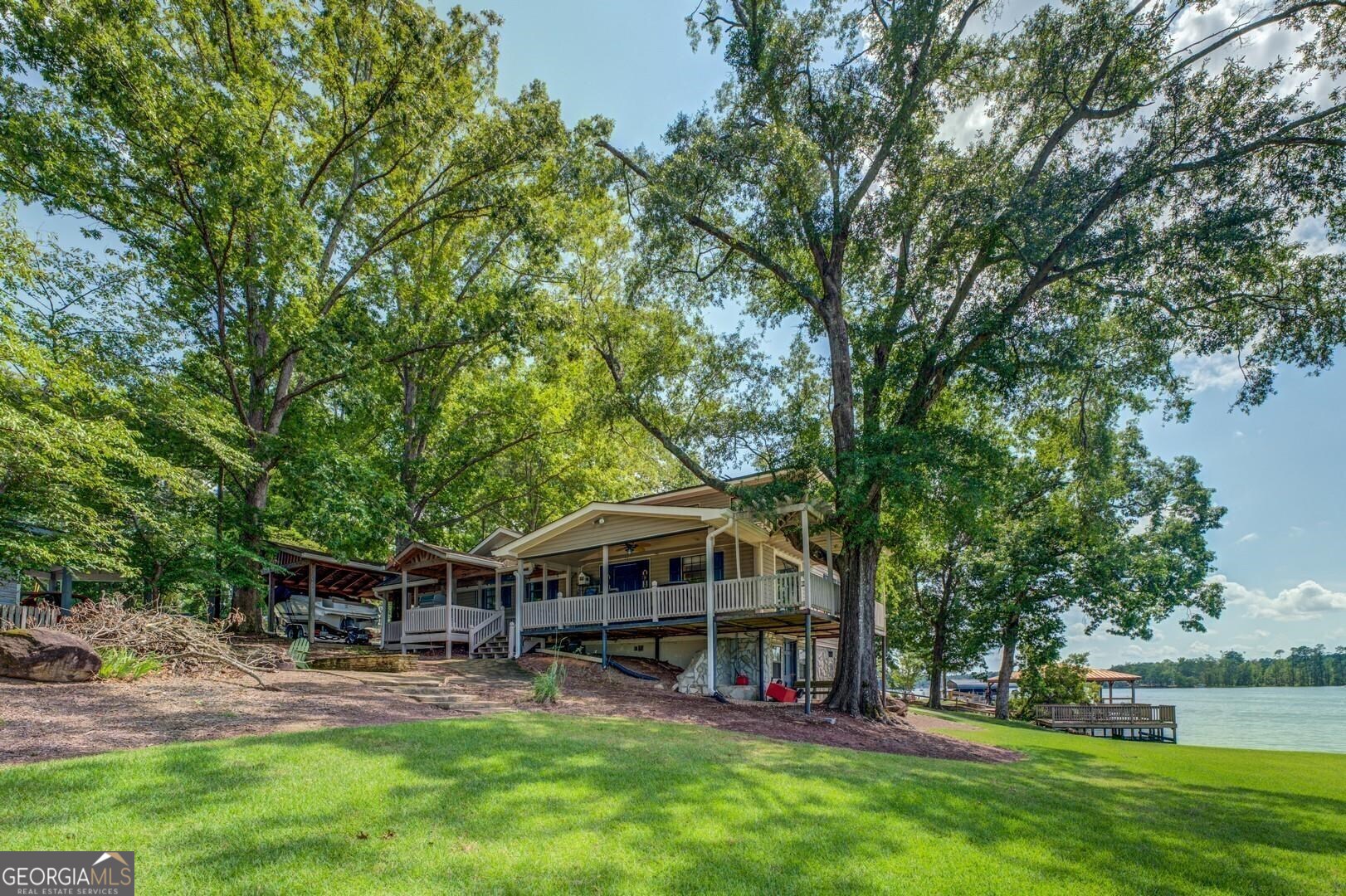 393 Templeton Circle Property Photo 1