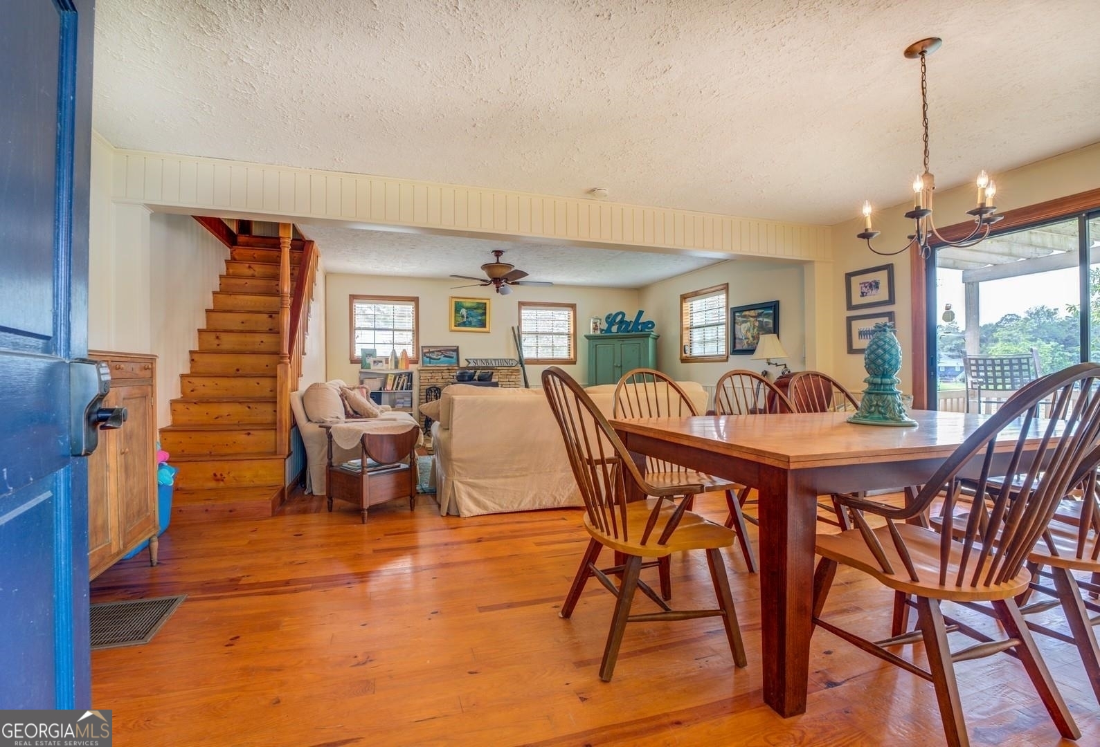 393 Templeton Circle Property Photo 16