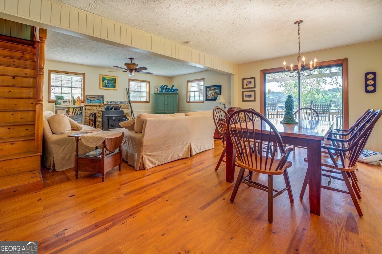 393 Templeton Circle Property Photo 17