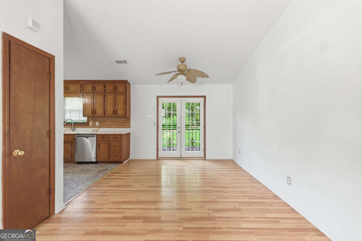 1169 Dustin Court Property Photo 10