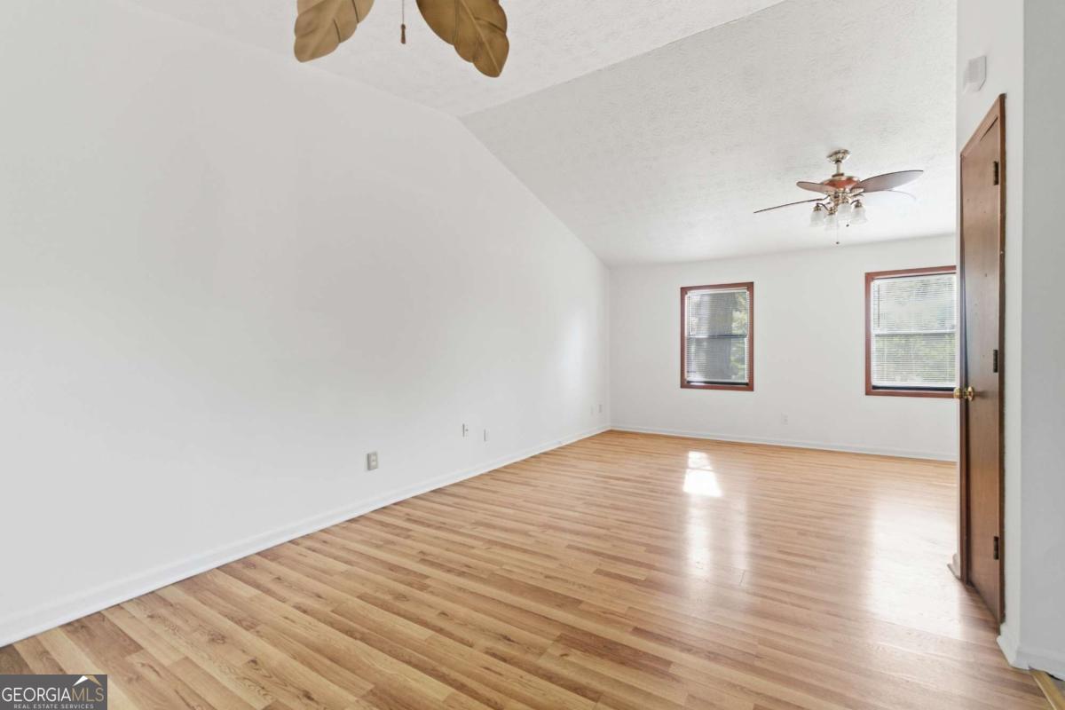 1169 Dustin Court Property Photo 11