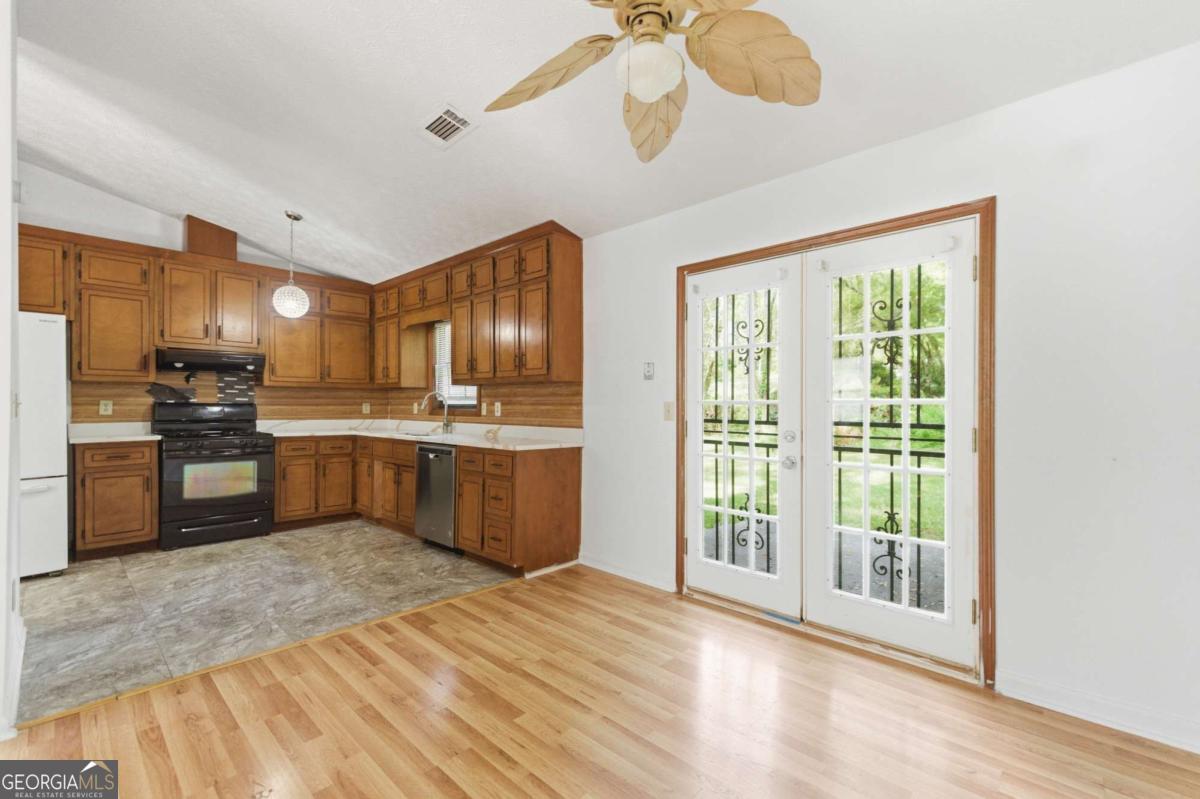 1169 Dustin Court Property Photo 15