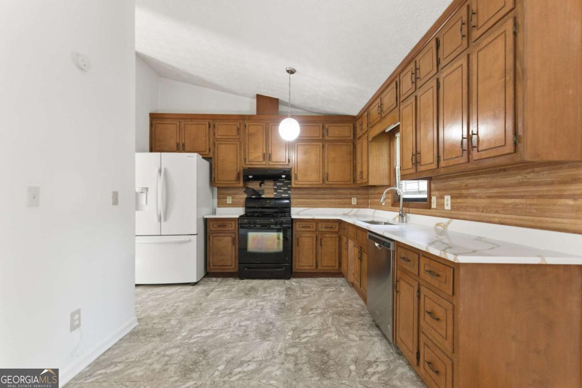 1169 Dustin Court Property Photo 16