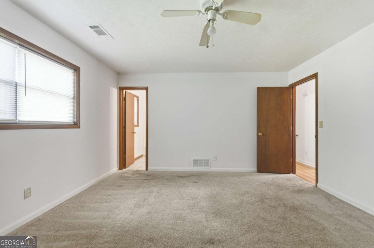 1169 Dustin Court Property Photo 18