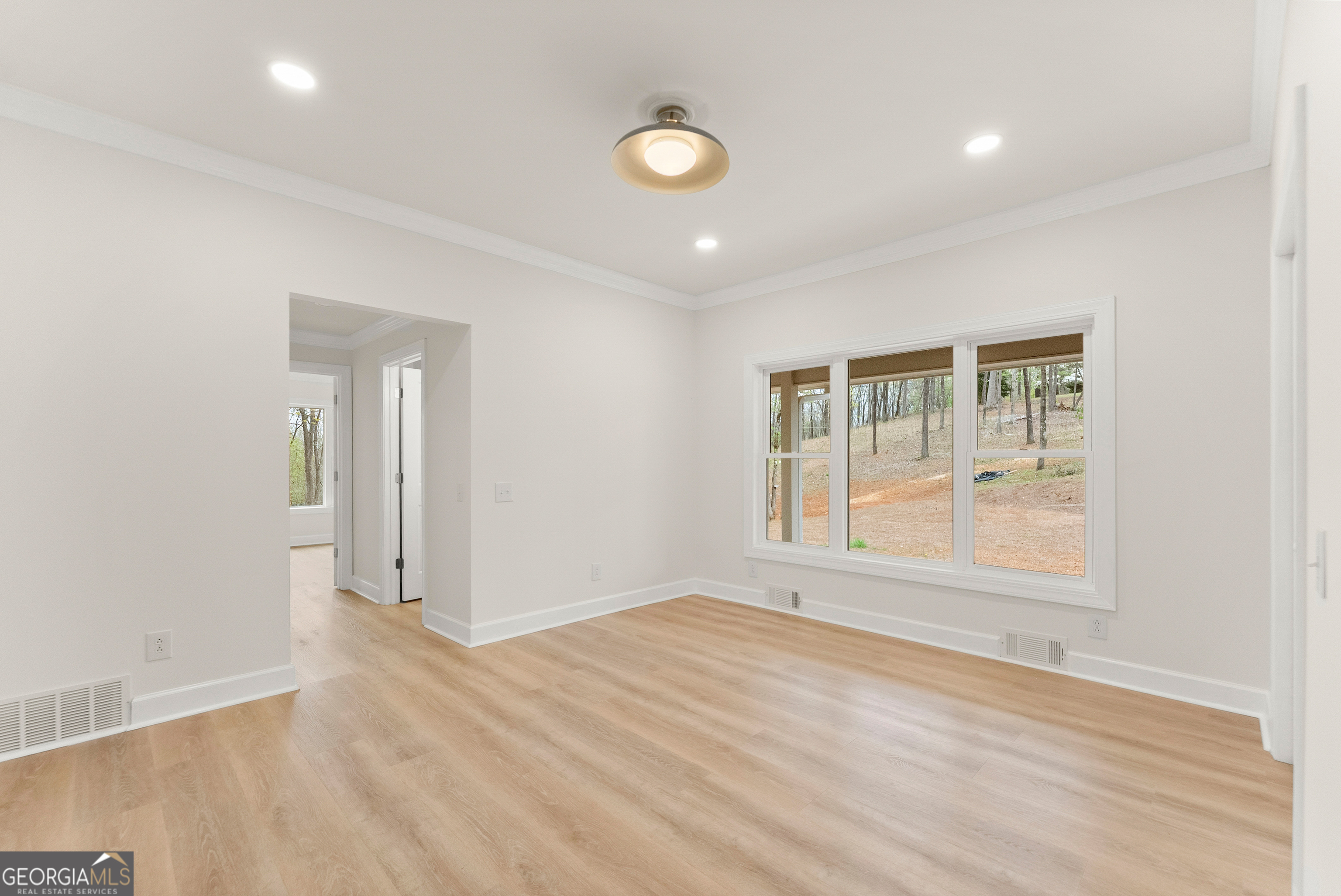 664 Chenocetah Drive Property Photo 17