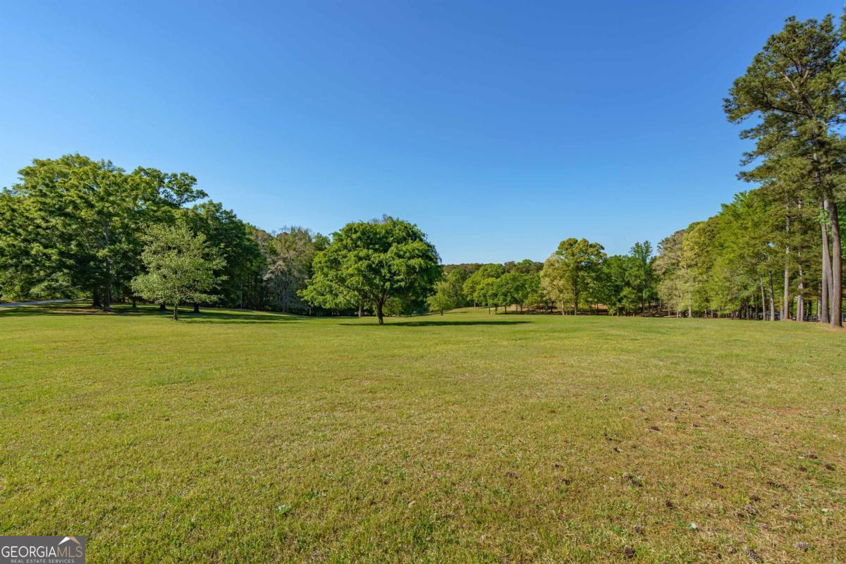 1901 Pine Grove Road Property Photo 10