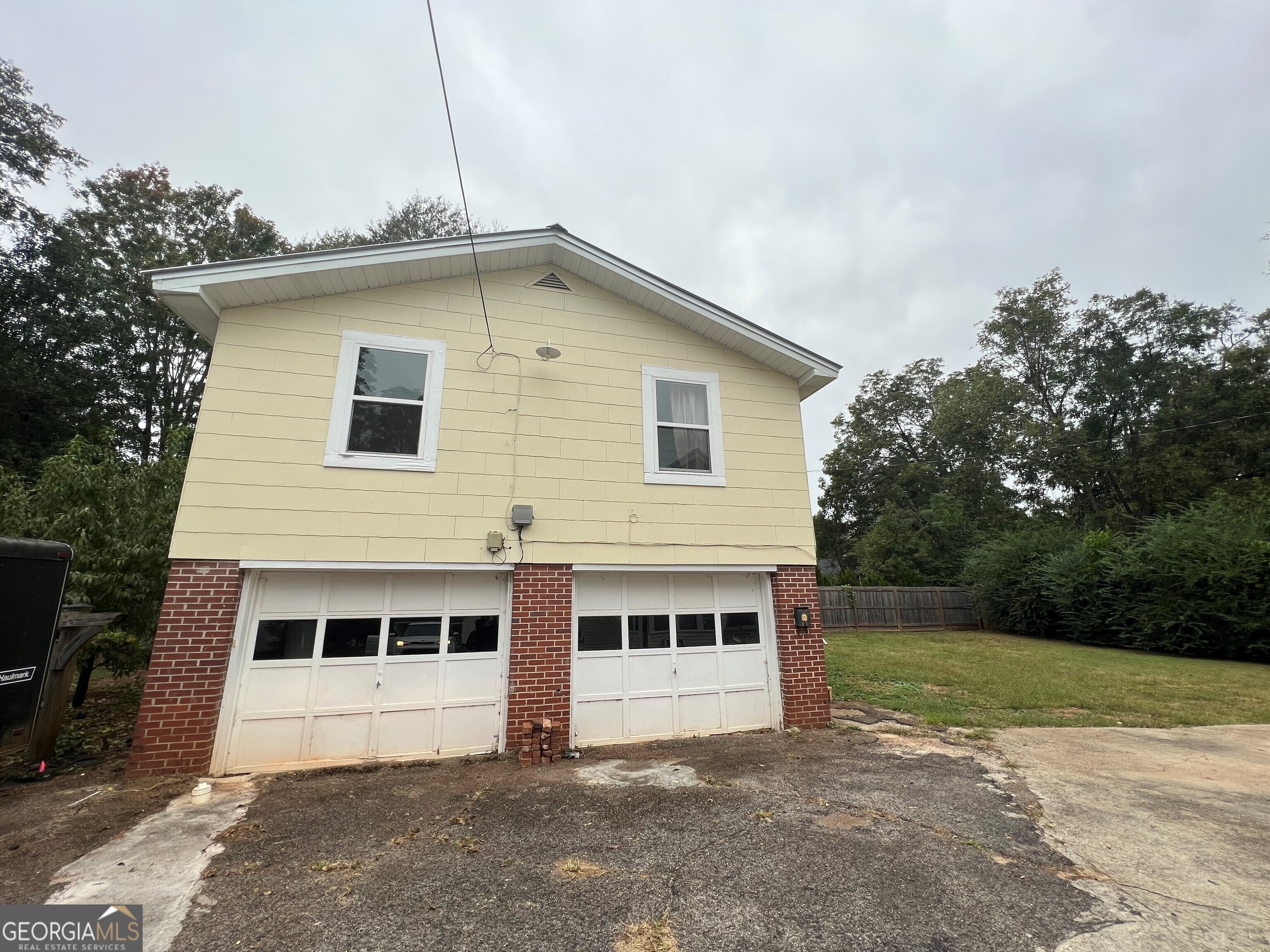 304.5 Boulevard Property Photo 1
