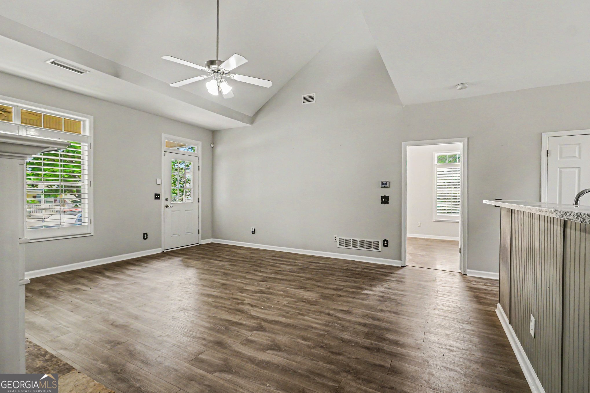 2685 Mariner Way Property Photo 5