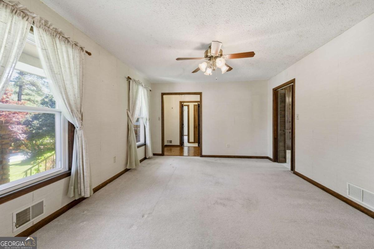 751 Oakley Drive Nw Property Photo 12