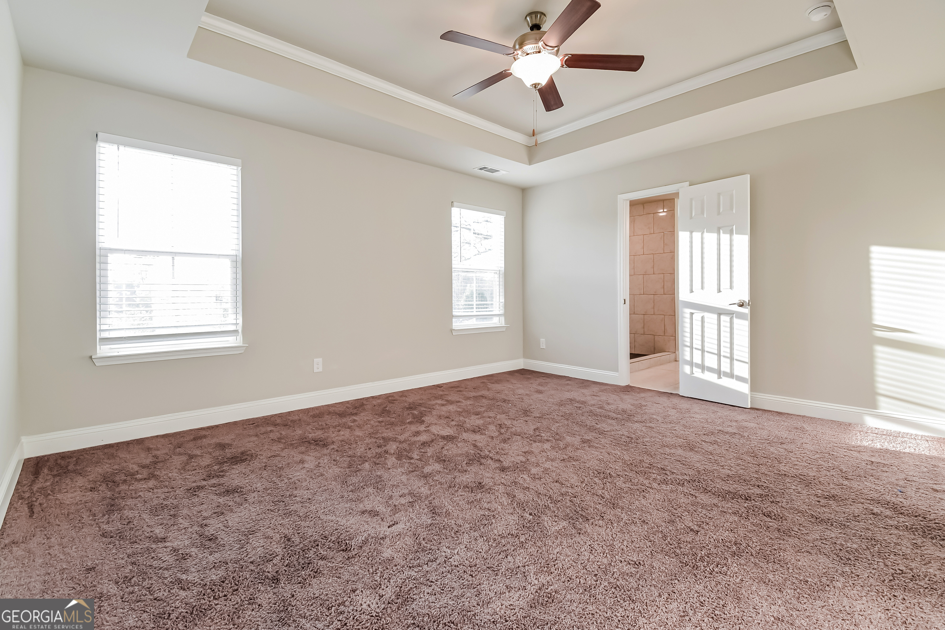 5897 Meadowview Road Property Photo 16