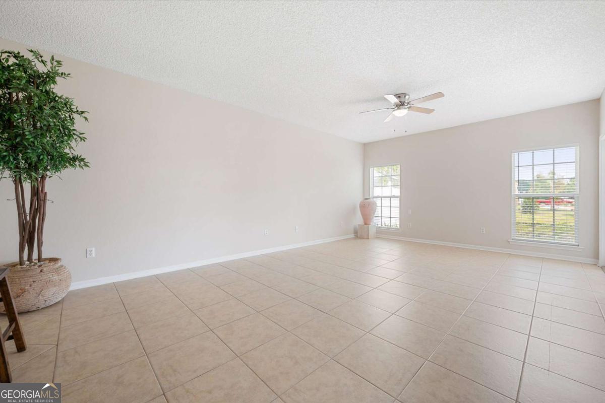 56 Travertine Circle Property Photo 14