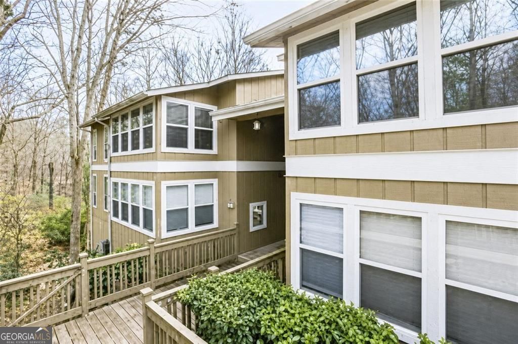 5151 Roswell Road # 7 Property Photo 1