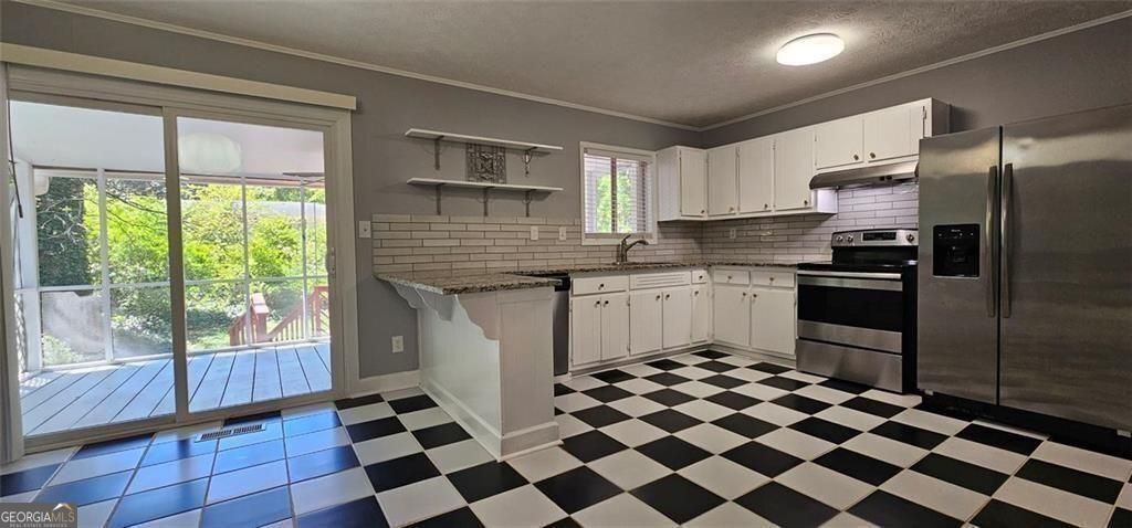 1096 De Leon Court Property Photo 6