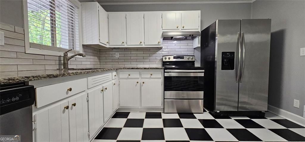1096 De Leon Court Property Photo 11