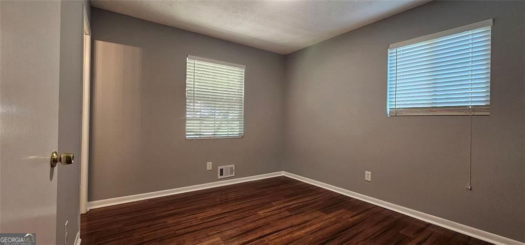 1096 De Leon Court Property Photo 32