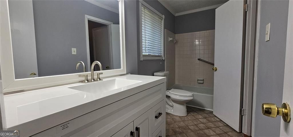 1096 De Leon Court Property Photo 36