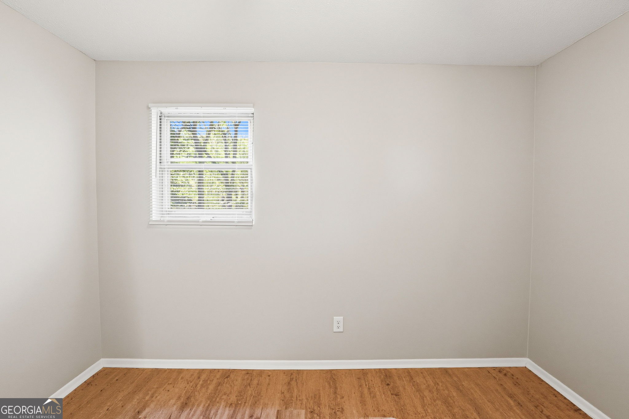 5575 Oglesby Road Property Photo 13