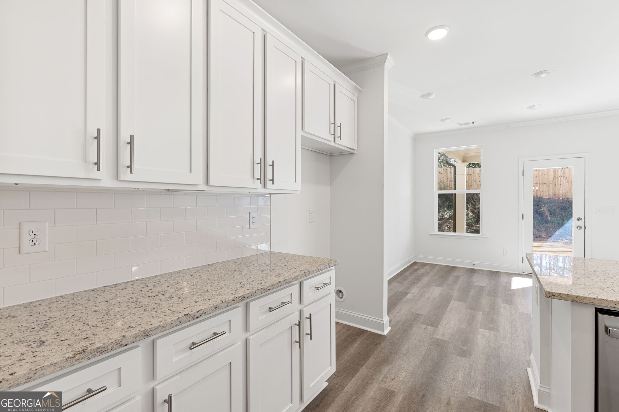 5643 Chickory Drive Property Photo 4