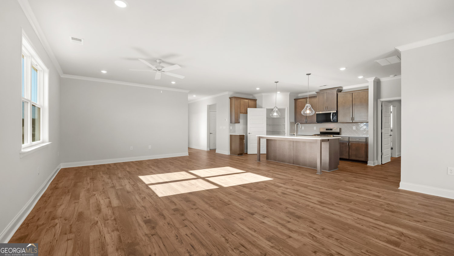212 Parnassus Road Property Photo 10