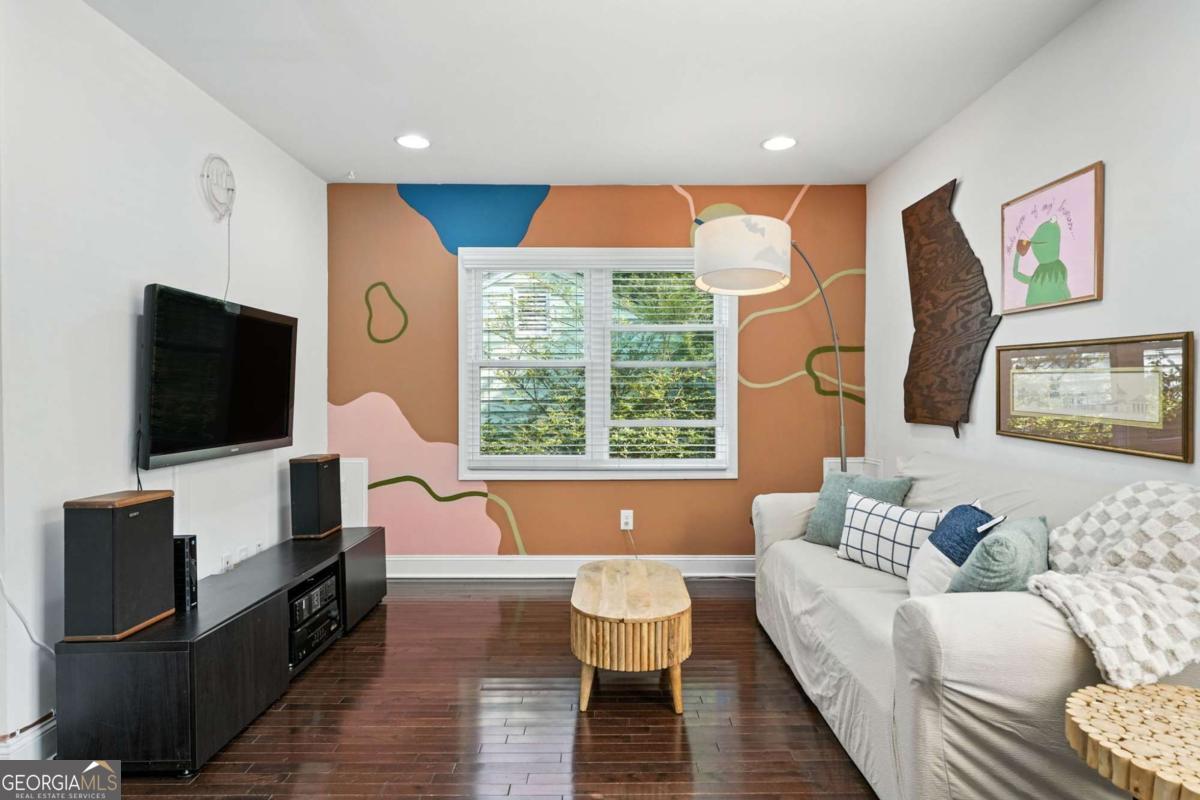 97 Mortimer Street Se Property Photo 7