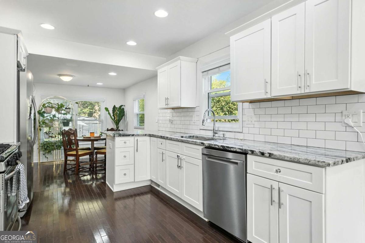 97 Mortimer Street Se Property Photo 10