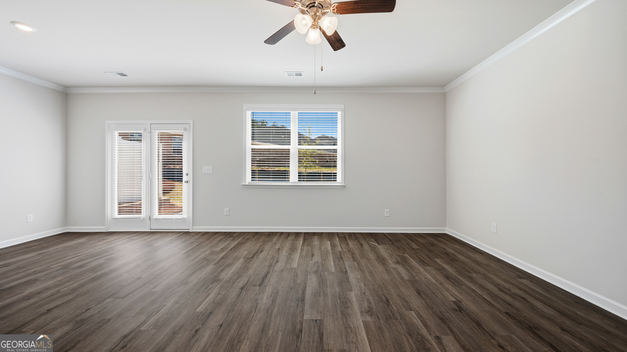 1402 Gray Branch Drive Property Photo 13