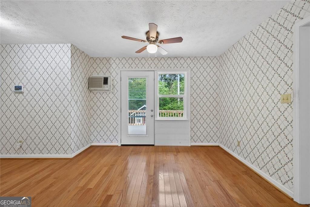 8 Wellington Way Property Photo 8