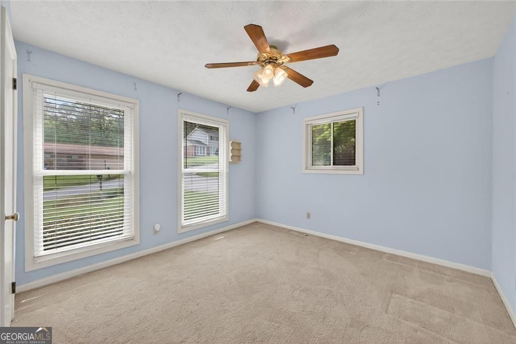 8 Wellington Way Property Photo 10