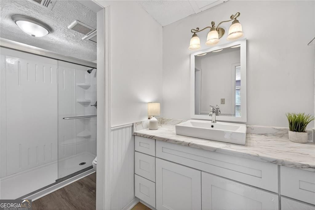 8 Wellington Way Property Photo 12