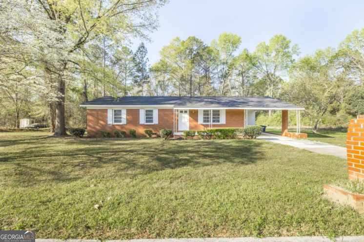 918 Henderson Street Property Photo 2