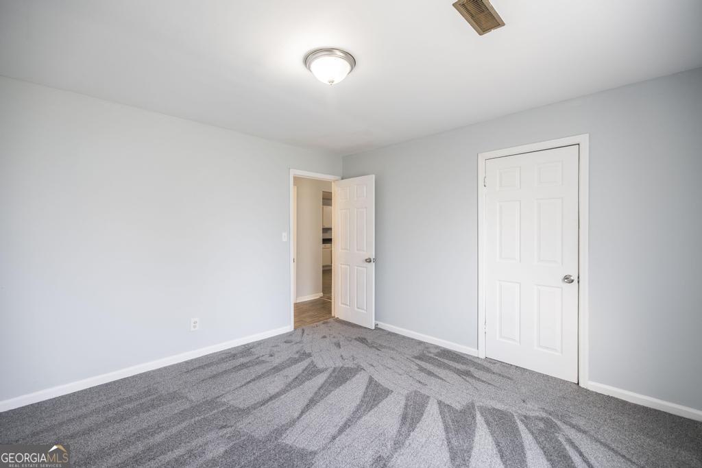 918 Henderson Street Property Photo 26
