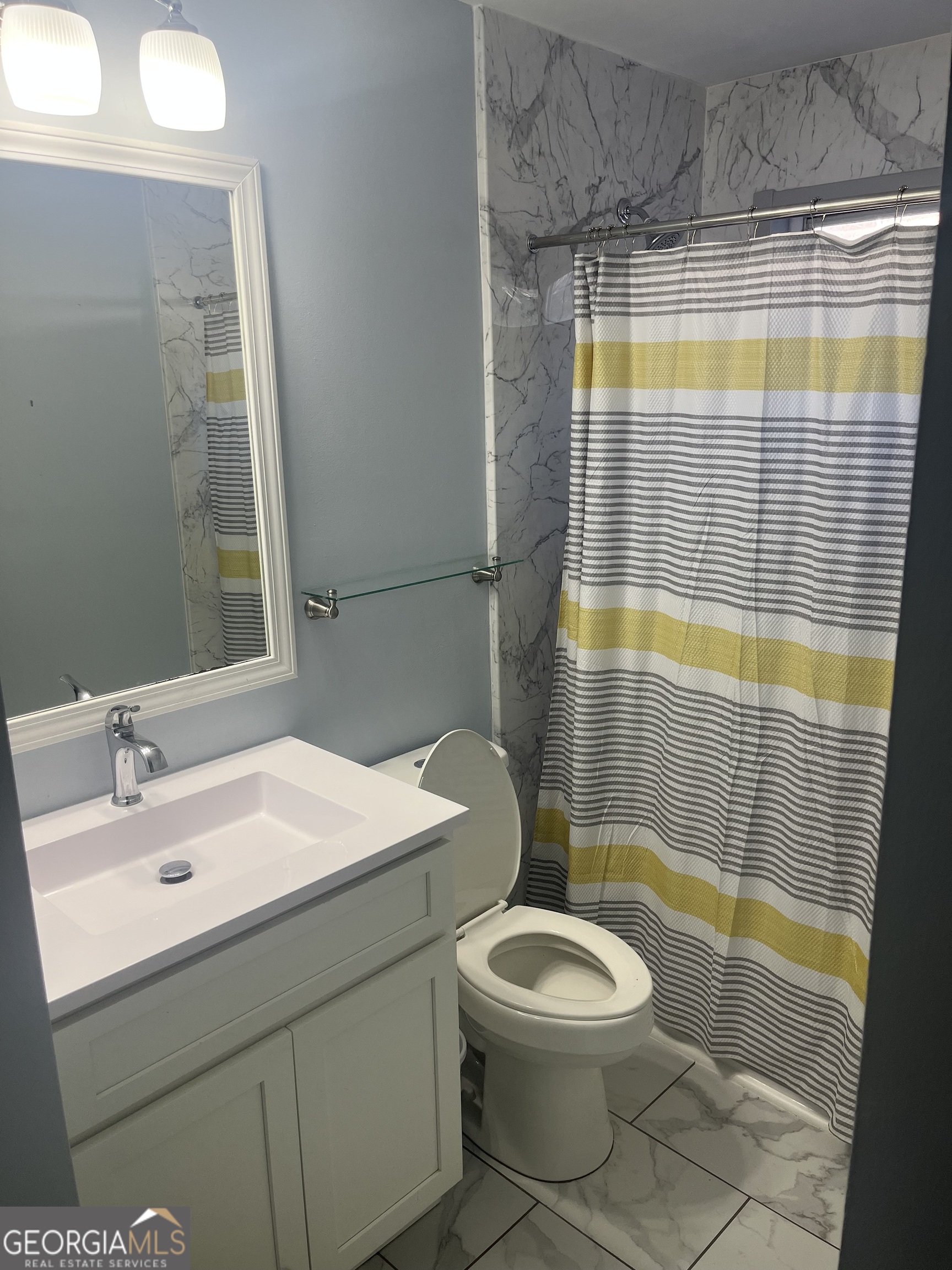 2894 Randall Street Property Photo 5