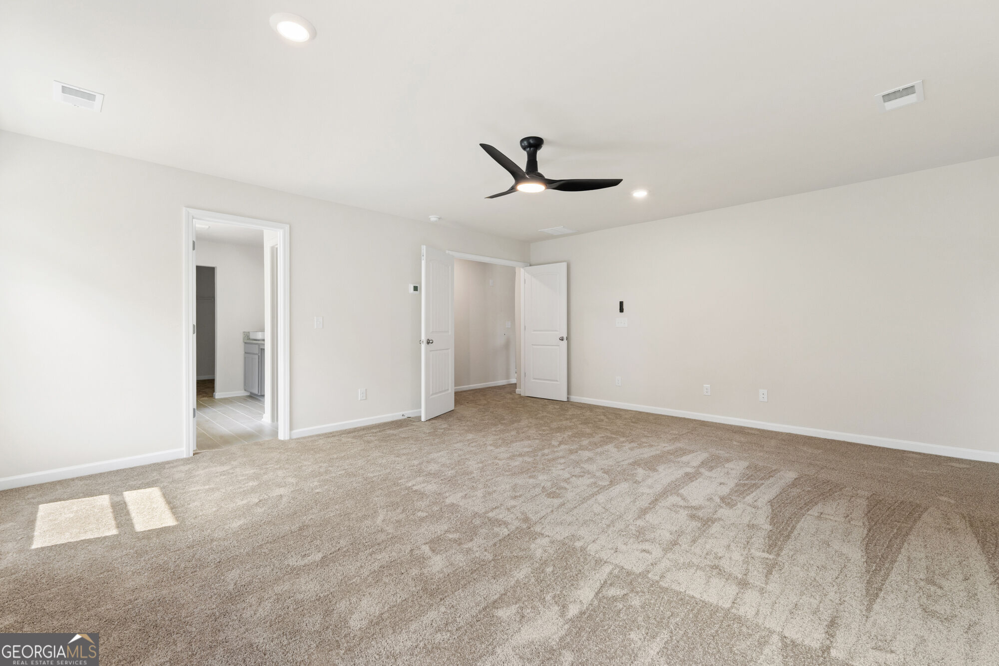 203 Orwell Drive Property Photo 15